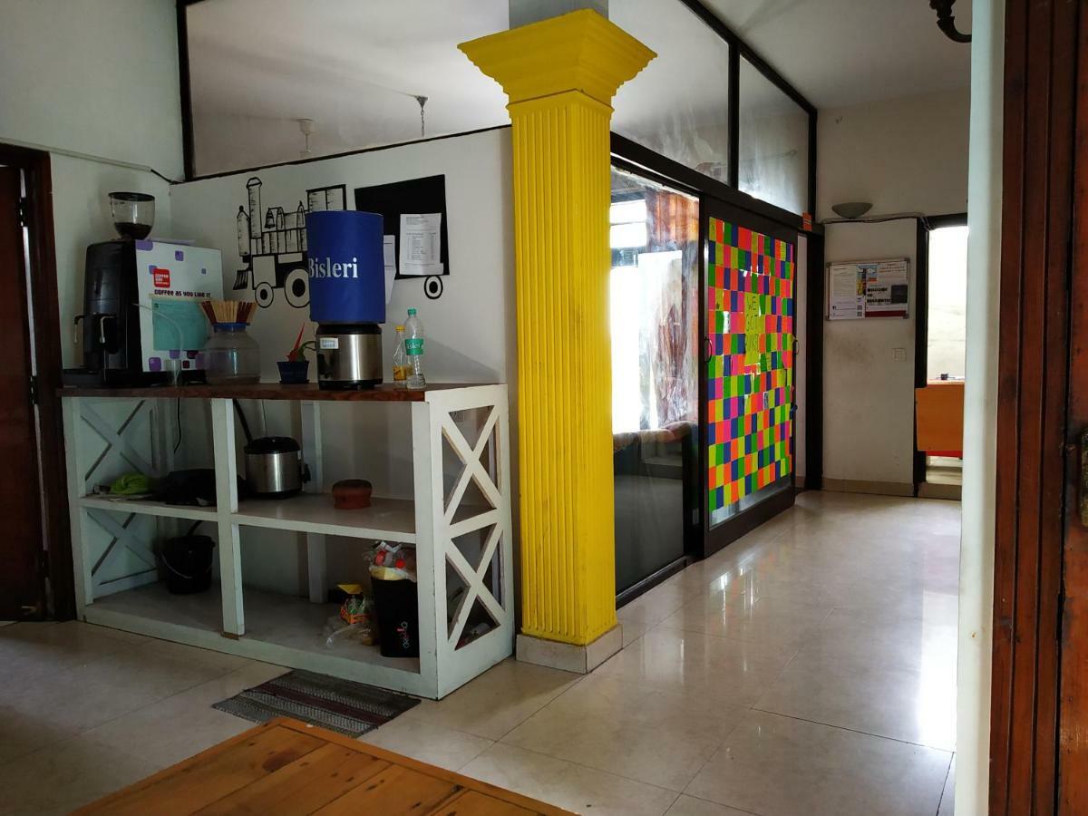 Bunkmates Hostel New Delhi Exterior photo